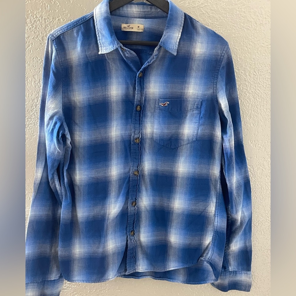 Hollister Men's Casual Blue Plaid Button Down Long Sleeve Shirt Size Medium